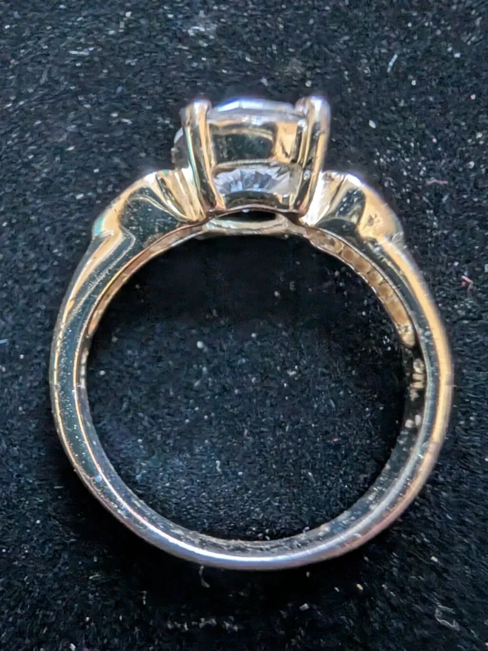 Women's Sterling Silver Moissanite Ring Size 7